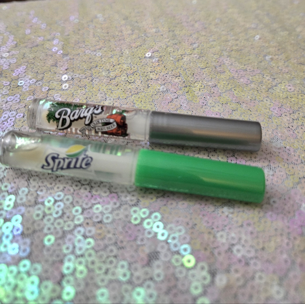 💥5/$10💥 2 Lipsmackers Sprite Bargs rootbeer NWOT